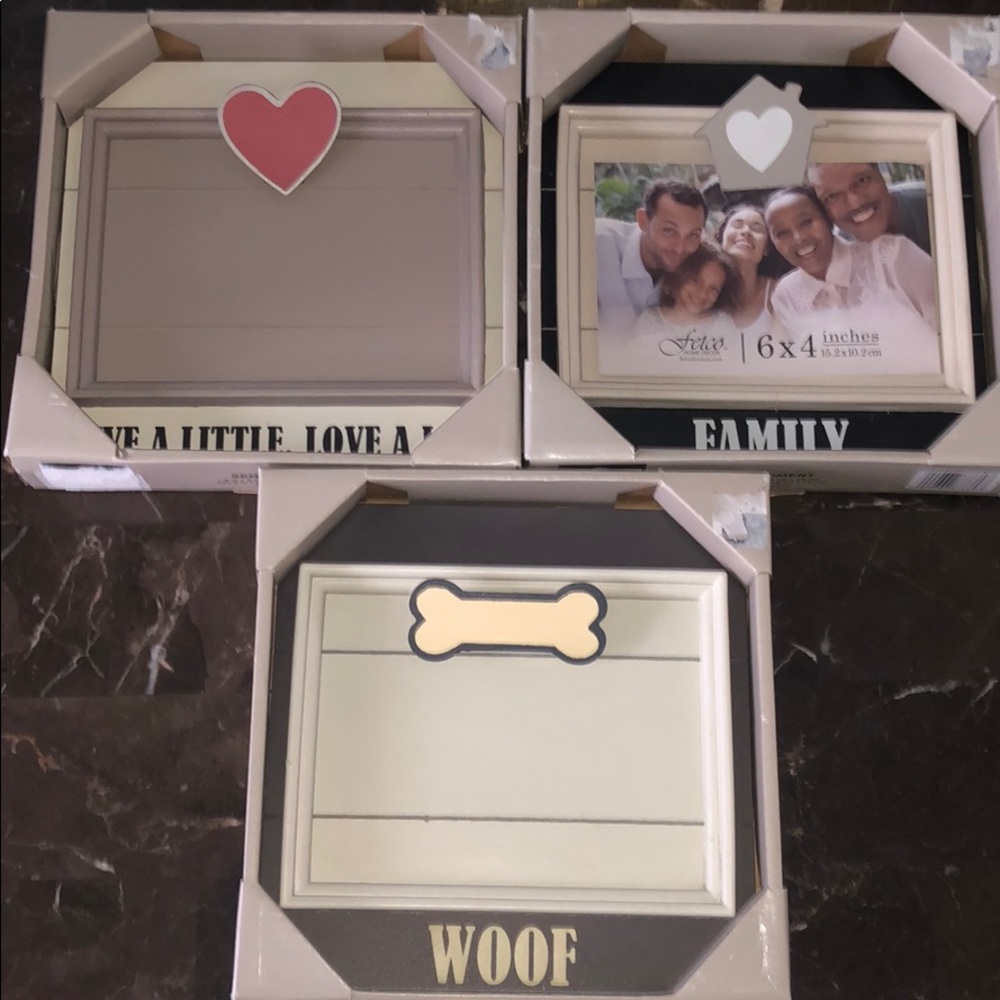 3 clip on photo frames